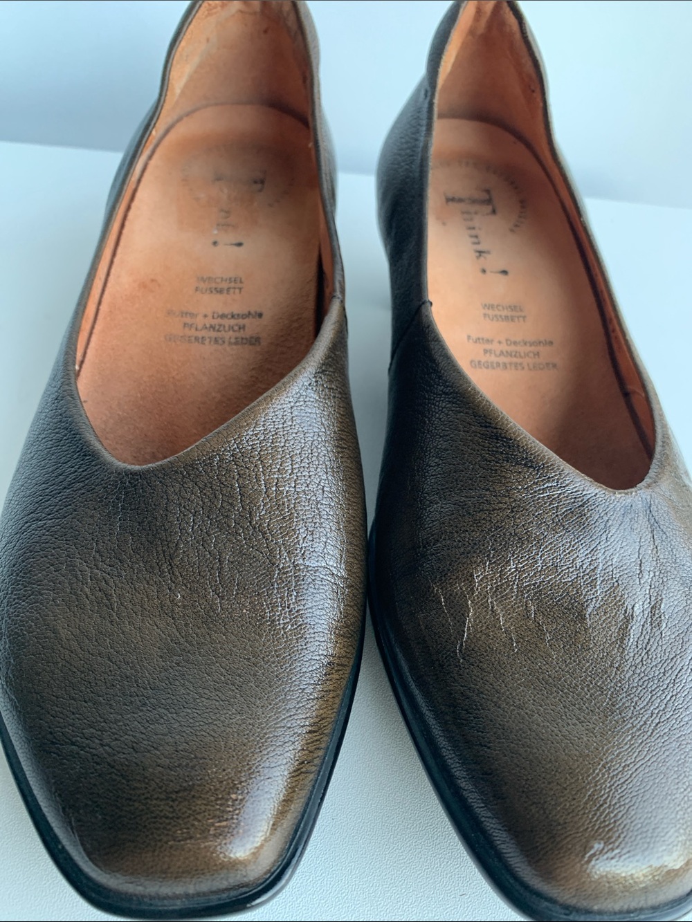 Think! Womens Brown Leather Slip-On kitten heels 7.5